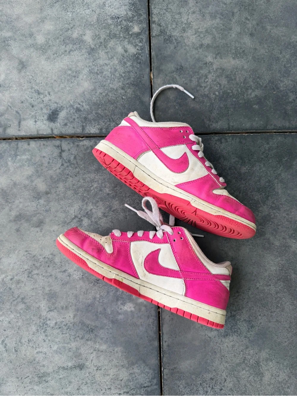 Nike Pink and White Low-Top Skate Sneakers